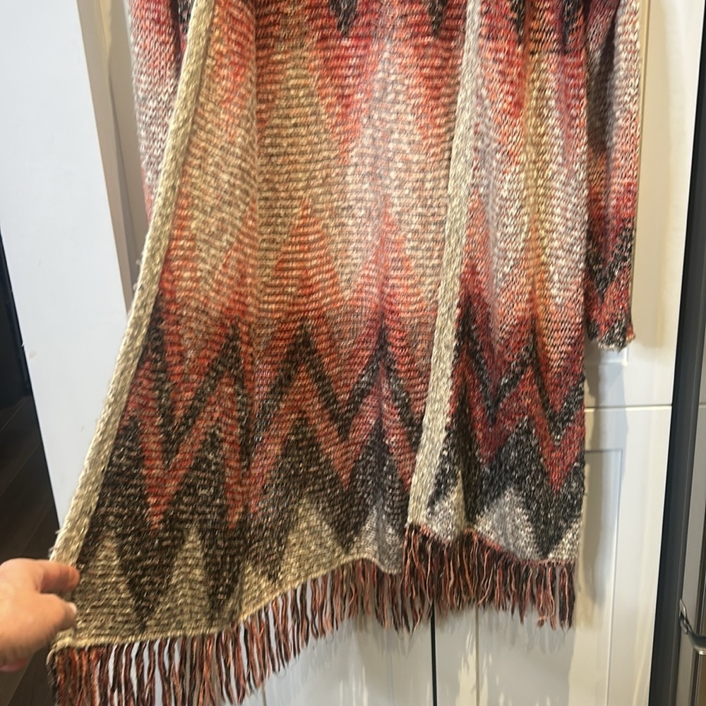 Lucky Brand Aztec Print Southwestern print Long Open Fringe Cardigan Size M - Picture 5 of 13